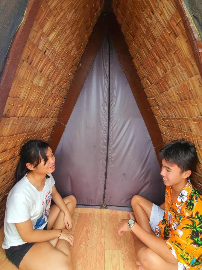 Calatagan'S Bahay Kubo - With Beach Access Batangas Exterior photo